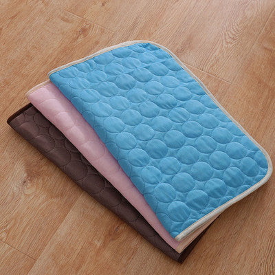 Summer Cooling Pet Mat – Breathable Ice Blanket Bed for Dogs & Cats