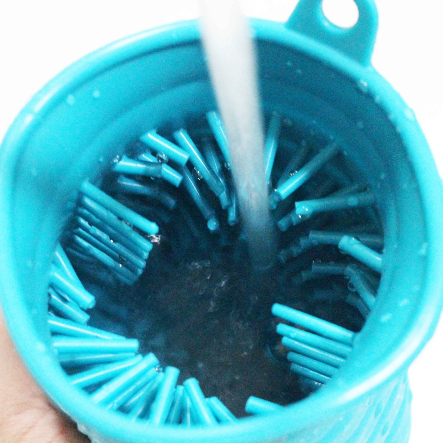 Portable Dog Paw Cleaner Cup – Gentle Silicone Brush for Shiba Inu & Small Breeds